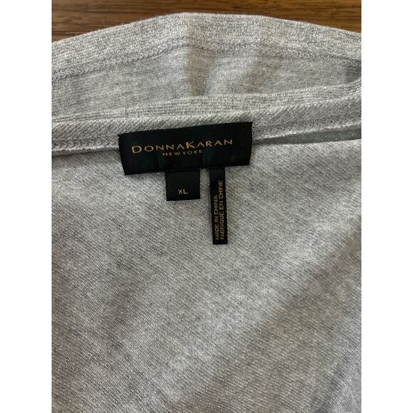 Donna Karen Empire twist top in silver. New without tag size XL. - Picture 4 of 7